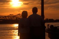 Sonnenuntergang &uuml;ber dem Mississippi River